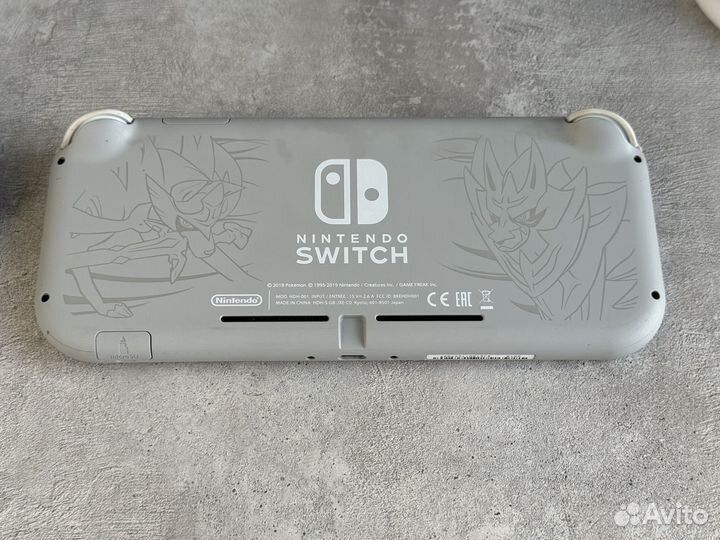 Nintendo switch lite