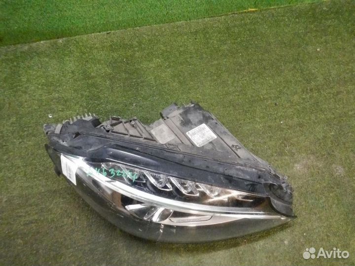 Фара правая Mercedes-Benz C-Class