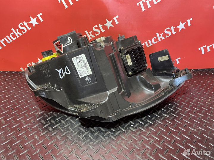 Фара правая LED Daf XF106