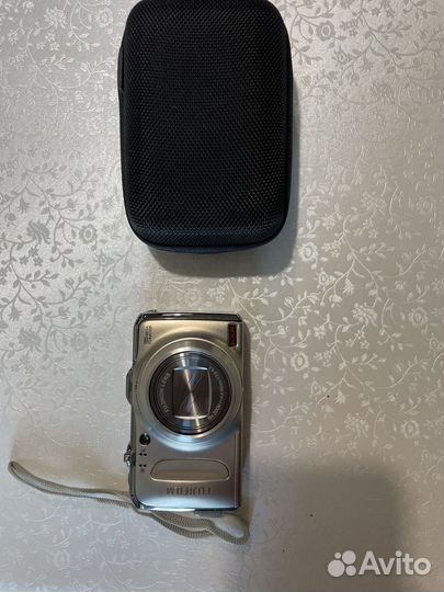 Компактный фотоаппарат fujifilm