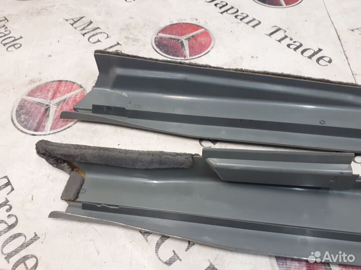 Порожки салонные на Mercedes R129 SL