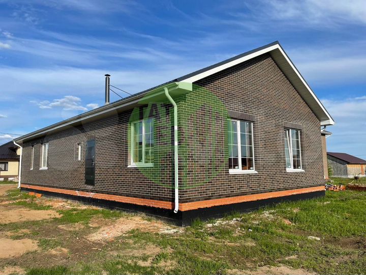 Коттедж 151,7 м² на участке 10 сот.