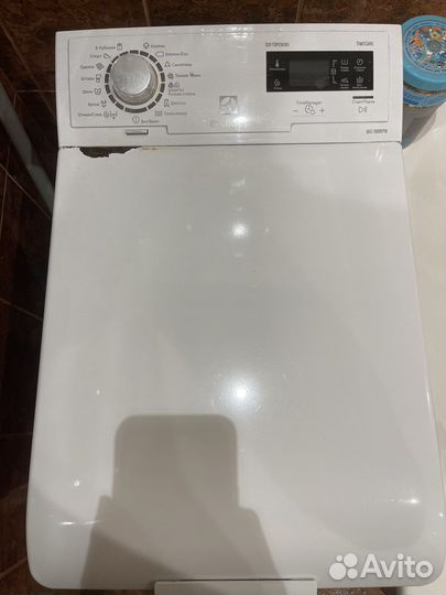 Стиральная машинка Electrolux EWT1066ESW