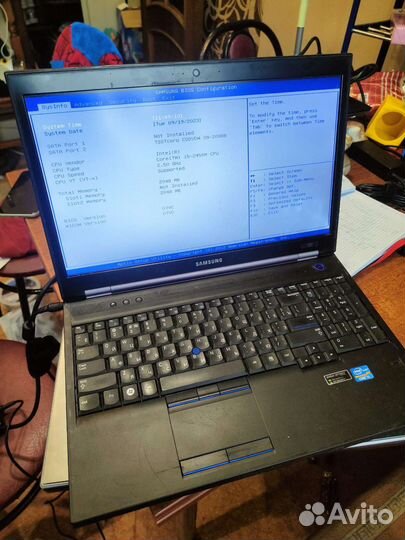 Ноутбук samsung np400b5bh