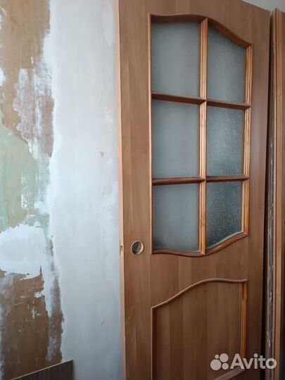 Дверь межкомнатная со стеклом