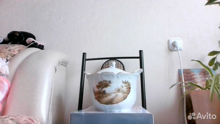 Супница с крышкой фарфор