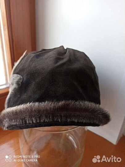 Берет и шапочки тёплые женские