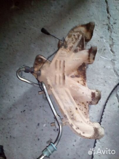 Выпускной коллектор Ауди 80.Audi 80