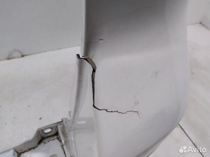 Бампер задний Toyota Land Cruiser 200 2007-2012