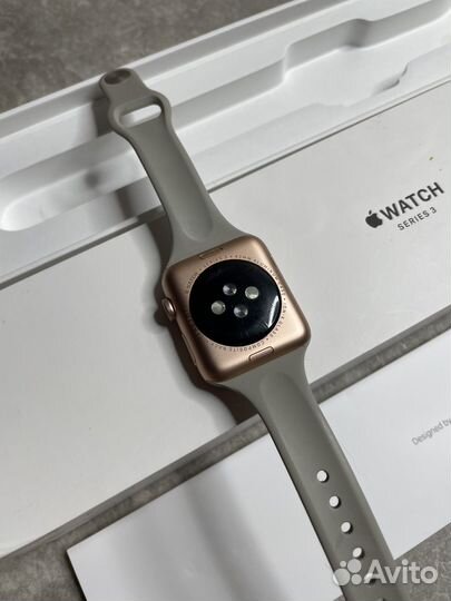 Часы apple watch 3 42mm Gold