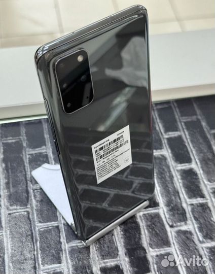 Samsung Galaxy S20+ 5G (Snapdragon 865), 12/256 ГБ