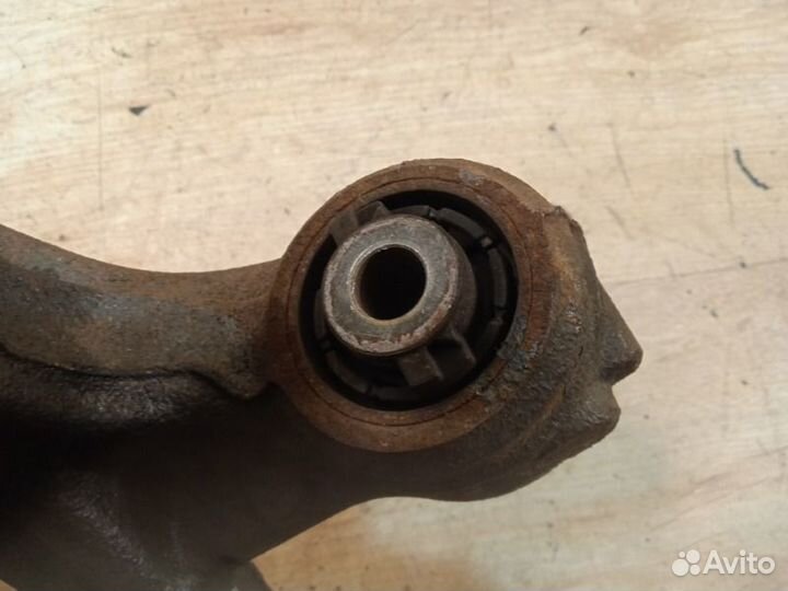 Кулак поворотный задний правый Mazda Mazda6 GJ 2.2