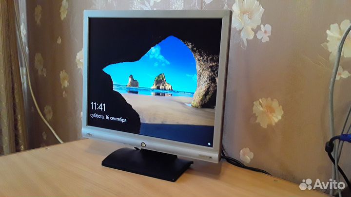 Мониторы ЖК 15