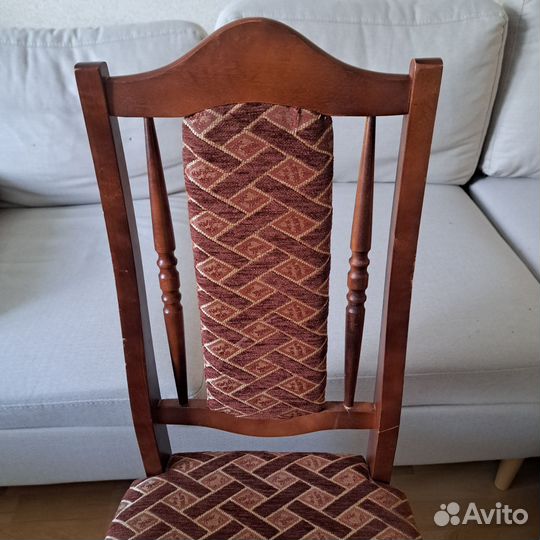 Стул кухонный деревянный б/у, массив