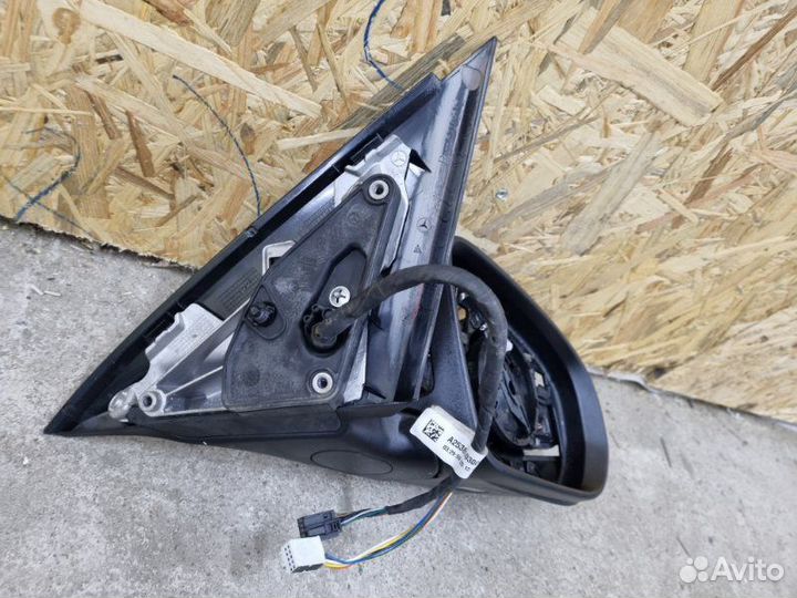 Зеркало правое Mercedes-Benz Glc-Class X253 С 2015