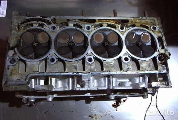 Головка блока Volkswagen Polo 1.4 FSI AXU