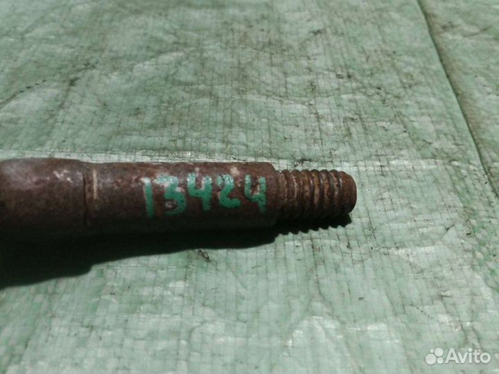 Крюк петля буксировочный Opel Vectra B