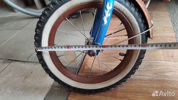 Отдам велосипед и самокат детский