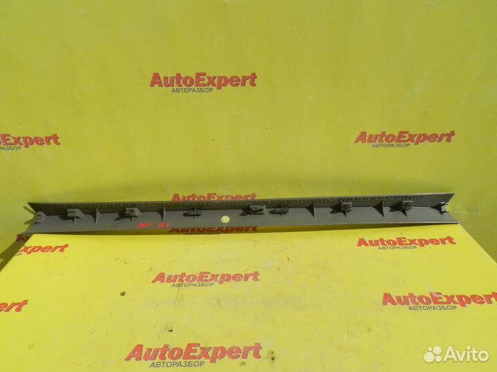 Накладка двери багажника Audi Q7 4L