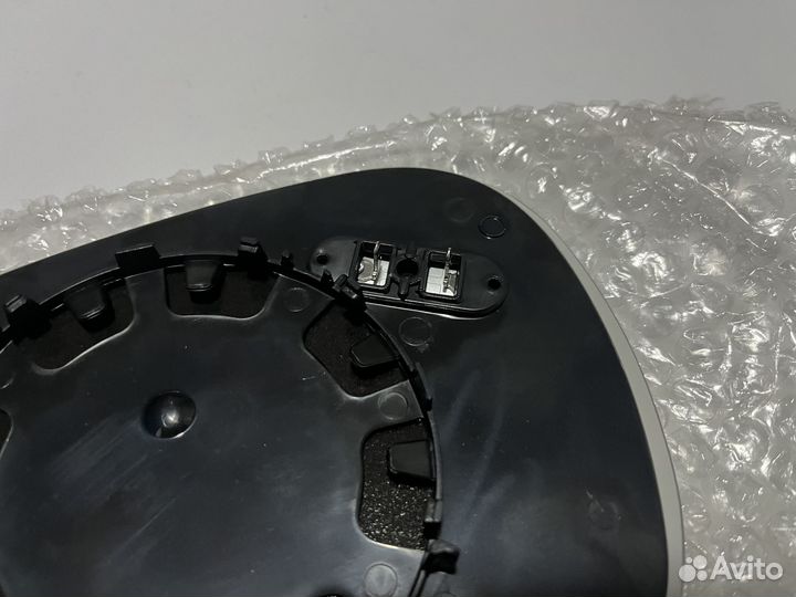 Правый зеркальный элемент BMW E90 E81 E87 новый