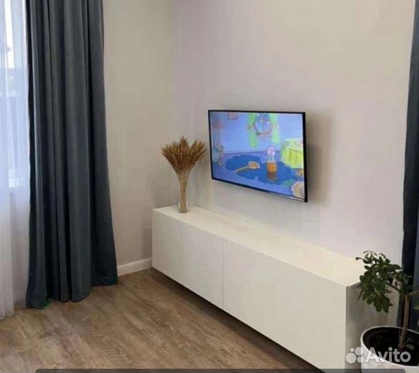 Тумба тв навесная