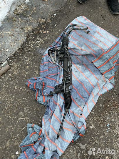 Рулевая рейка на subaru