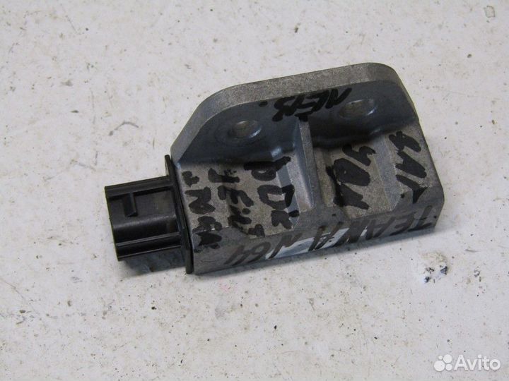 Датчик AIR BAG Teana J31 2006-2008