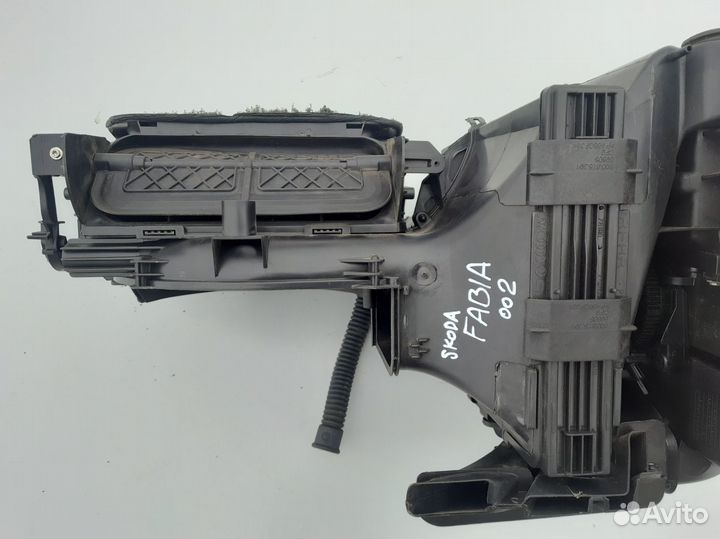 Корпус отопителя Skoda Fabia