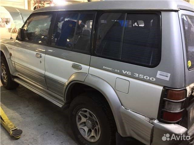 Разбор на запчасти Mitsubishi Pajero