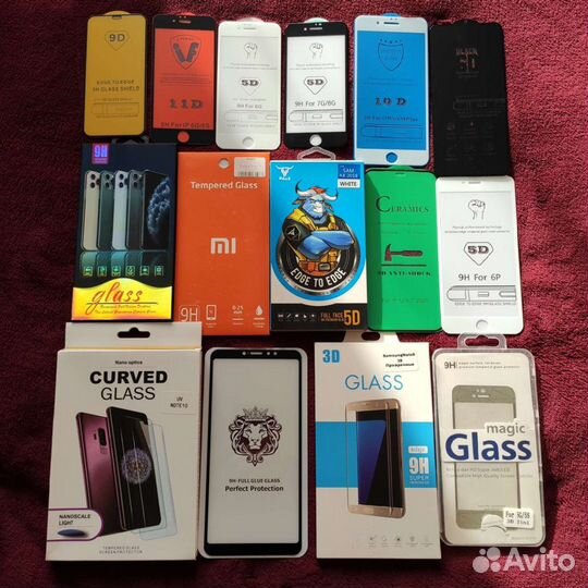 Защитное стекло на телефон с установкой