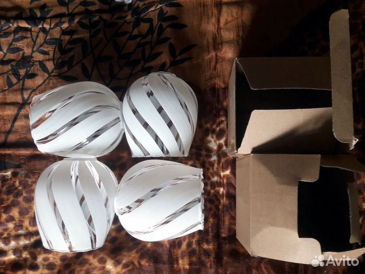 Плафон стеклянный для люстры. Люстра в подарок