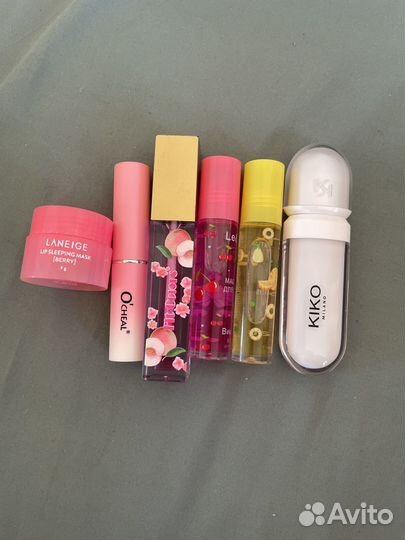 Помада бальзам для губ блеск для губ