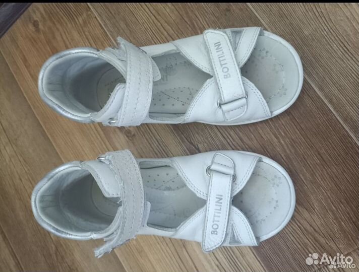 Босоножки,сандали Bottilini 29