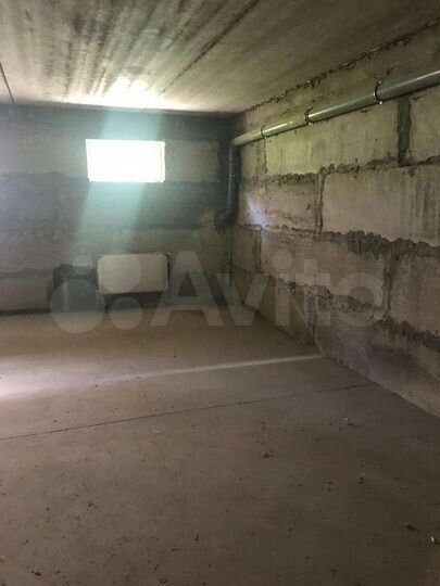 Комната 33 м² в 1-к., 1/6 эт.