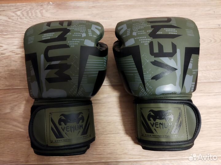Перчатки боксерские Venum хаки/черные 14oz