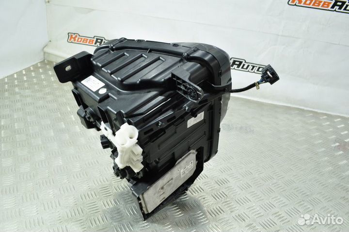 Б/У Б/У Фара передняя левая Hyundai Grandeur 7