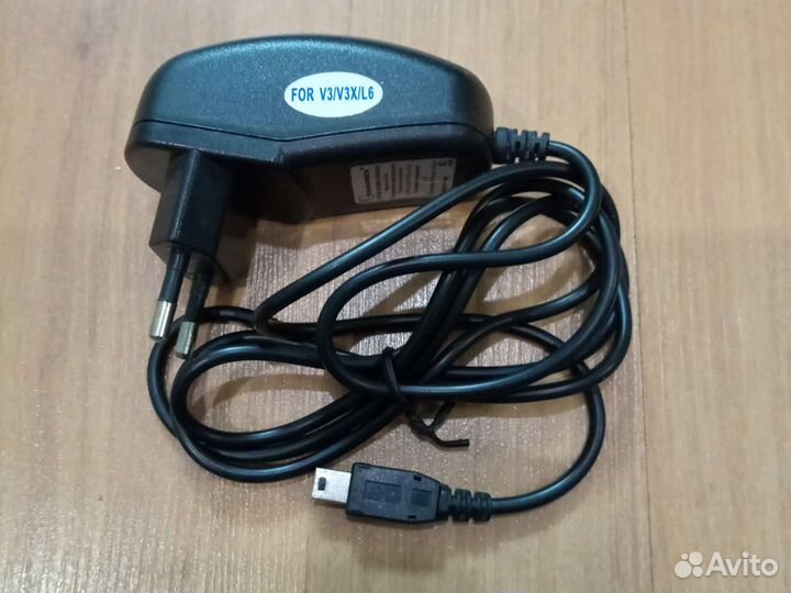 Зарядное устройство Motorola, Alcatel