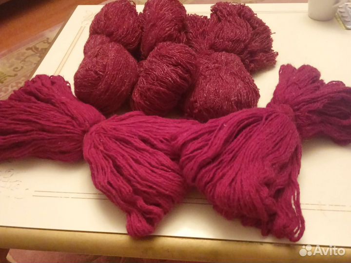 Шерстяные нитки