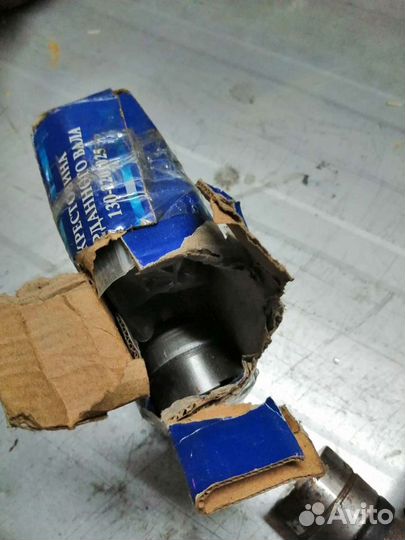 Крестовина кардана