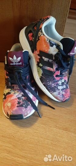 Кроссовки adidas 30