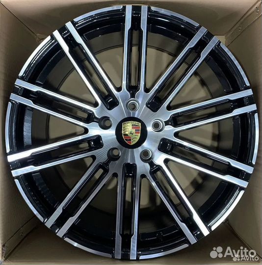 Диски на Porsche Panamera Порше Панамера R21