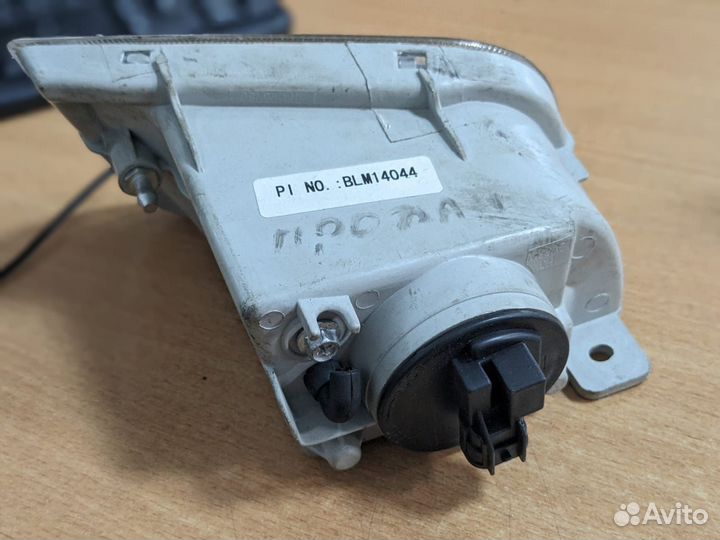 Противотуманки Toyota Corona L