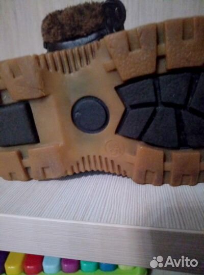 Зимние ботинки