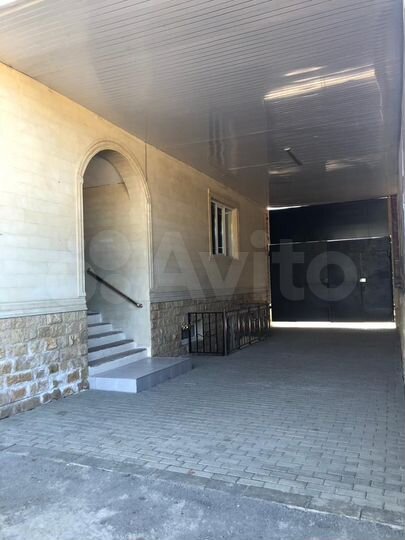 Свободного назначения, 800 м²