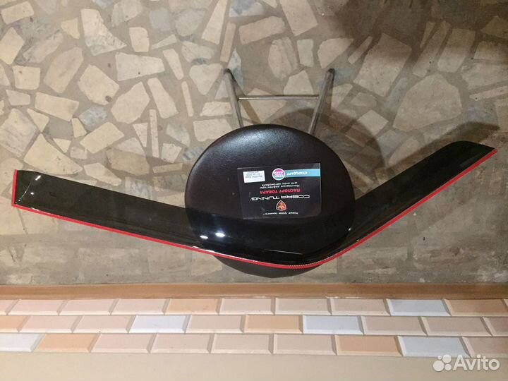 Ветровик на авто