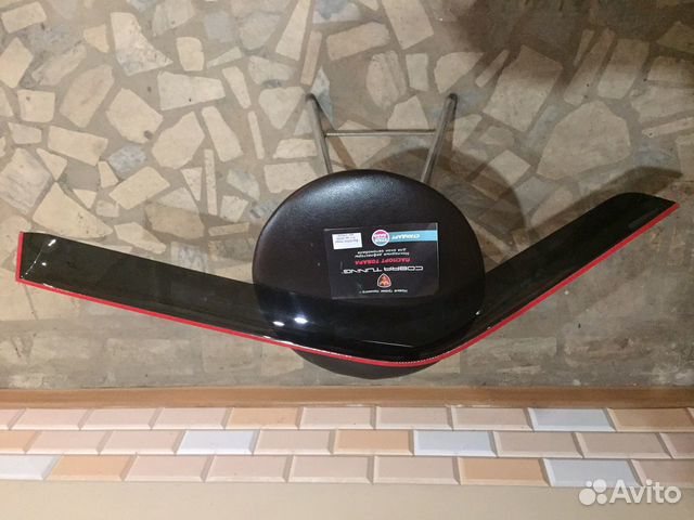 Ветровик на авто