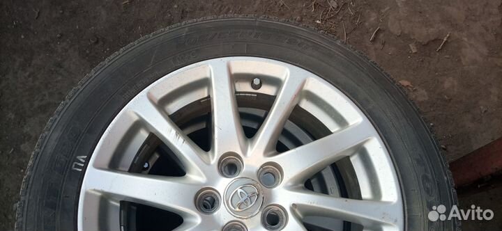 Продам зимнюю резину 205/55R16