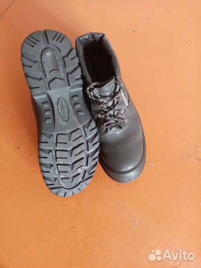 Ботинки мужские