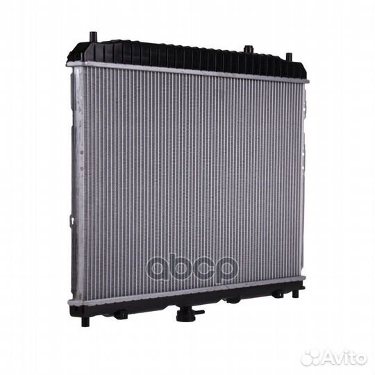 Z20531 радиатор системы охлаждения KIA Carens