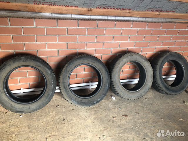 Pirelli Ice Zero 225/65 R17